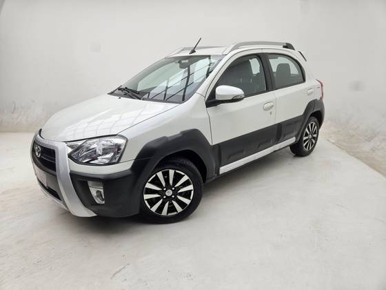 TOYOTA ETIOS CROSS 1.5 16V FLEX 4P AUTOMÁTICO TOYOTA ETIOS CROSS 1.5 16V FLEX 4P AUTOMÁTICO
